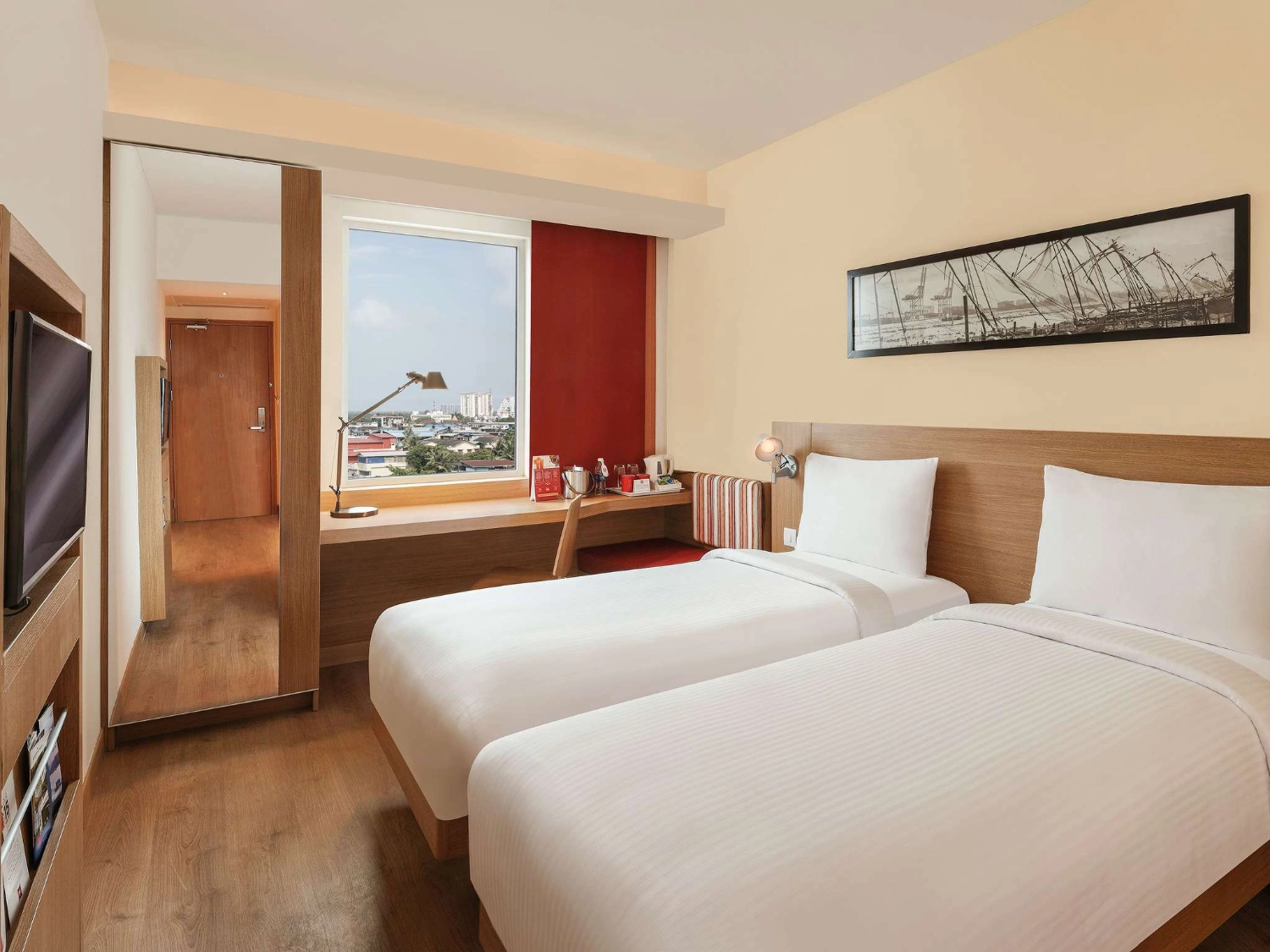 Ibis — Kochi City Center